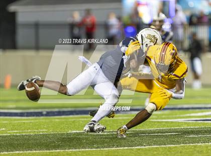 Thumbnail 2 in Bishop McNamara @ Moody photogallery.