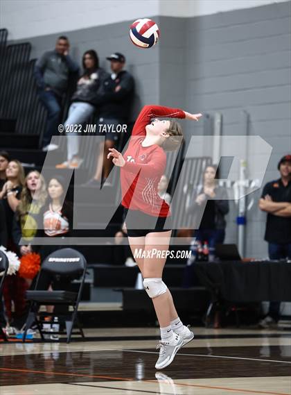 Thumbnail 3 in Mineral Wells vs Springtown (UIL Area playoff) photogallery.
