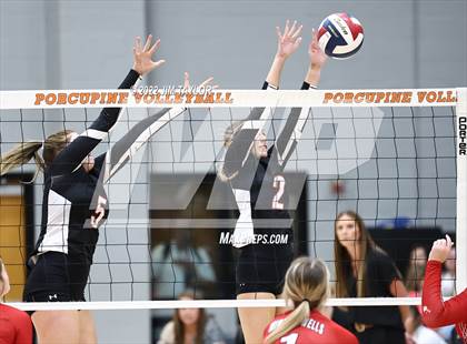 Thumbnail 2 in Mineral Wells vs Springtown (UIL Area playoff) photogallery.
