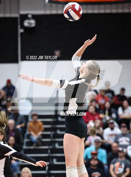 Thumbnail 2 in Mineral Wells vs Springtown (UIL Area playoff) photogallery.