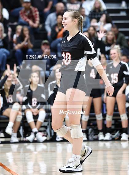 Thumbnail 2 in Mineral Wells vs Springtown (UIL Area playoff) photogallery.