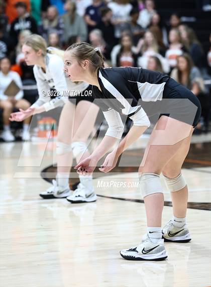 Thumbnail 1 in Mineral Wells vs Springtown (UIL Area playoff) photogallery.