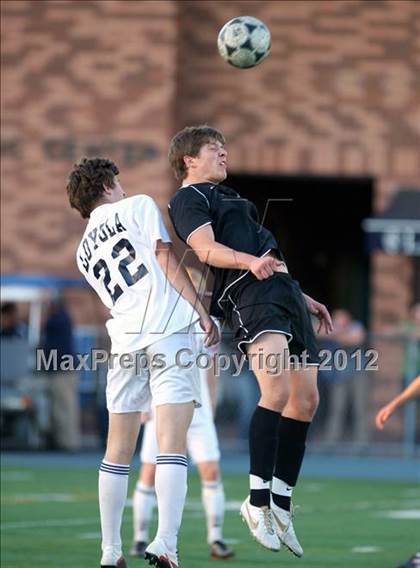 Thumbnail 3 in Loyola vs. Harvard-Westlake photogallery.