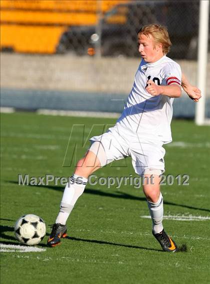 Thumbnail 1 in Loyola vs. Harvard-Westlake photogallery.