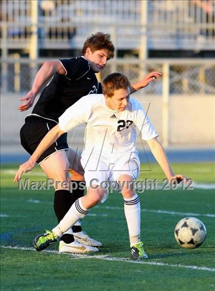 Thumbnail 2 in Loyola vs. Harvard-Westlake photogallery.