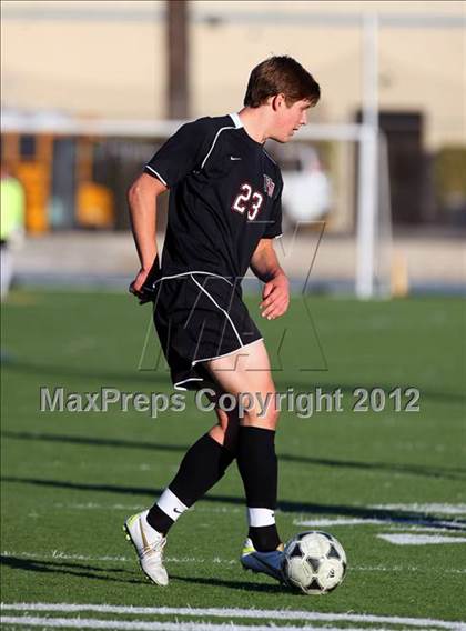 Thumbnail 1 in Loyola vs. Harvard-Westlake photogallery.
