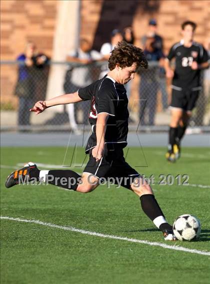 Thumbnail 3 in Loyola vs. Harvard-Westlake photogallery.