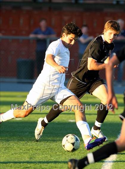 Thumbnail 3 in Loyola vs. Harvard-Westlake photogallery.