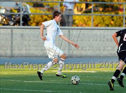 Thumbnail 1 in Loyola vs. Harvard-Westlake photogallery.
