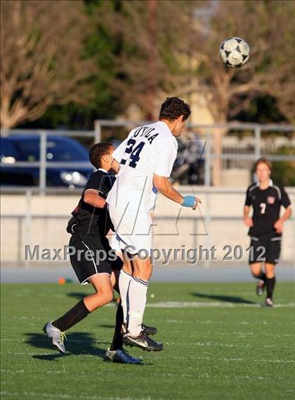 Thumbnail 2 in Loyola vs. Harvard-Westlake photogallery.