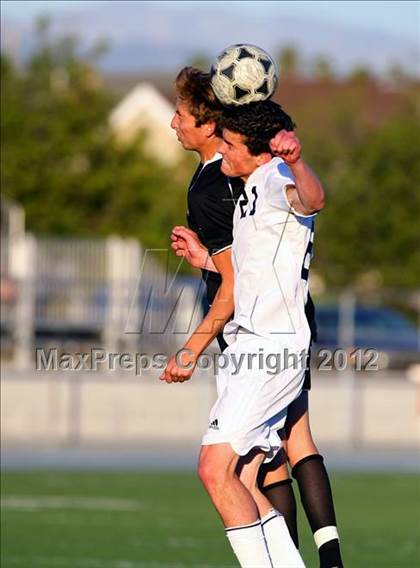 Thumbnail 2 in Loyola vs. Harvard-Westlake photogallery.