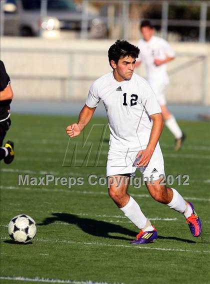 Thumbnail 2 in Loyola vs. Harvard-Westlake photogallery.