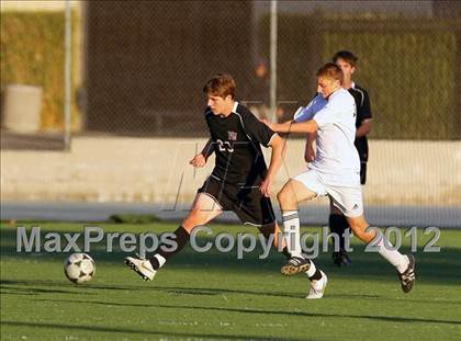 Thumbnail 3 in Loyola vs. Harvard-Westlake photogallery.