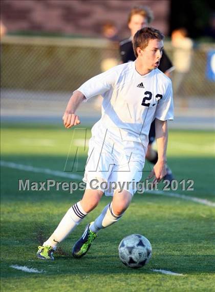 Thumbnail 1 in Loyola vs. Harvard-Westlake photogallery.
