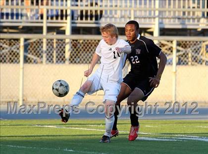 Thumbnail 3 in Loyola vs. Harvard-Westlake photogallery.