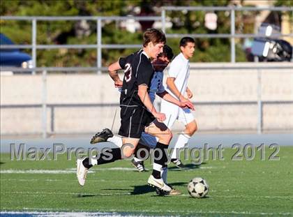 Thumbnail 1 in Loyola vs. Harvard-Westlake photogallery.