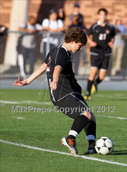 Thumbnail 1 in Loyola vs. Harvard-Westlake photogallery.