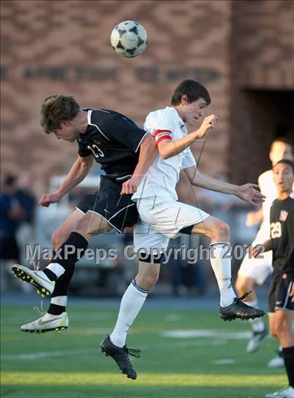 Thumbnail 3 in Loyola vs. Harvard-Westlake photogallery.