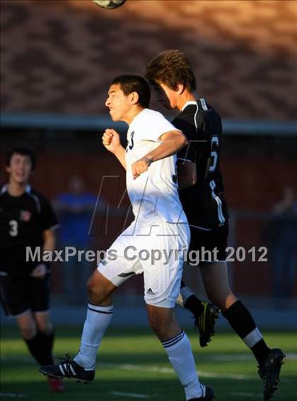 Thumbnail 2 in Loyola vs. Harvard-Westlake photogallery.