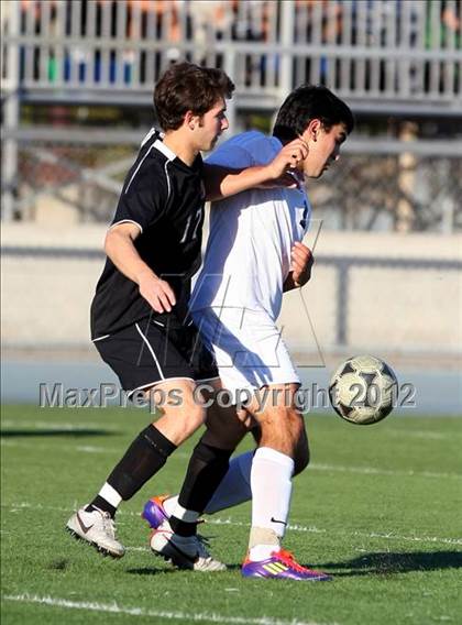 Thumbnail 1 in Loyola vs. Harvard-Westlake photogallery.