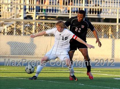 Thumbnail 2 in Loyola vs. Harvard-Westlake photogallery.