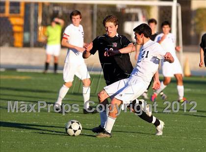 Thumbnail 2 in Loyola vs. Harvard-Westlake photogallery.