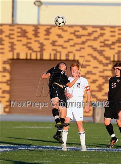 Thumbnail 1 in Loyola vs. Harvard-Westlake photogallery.