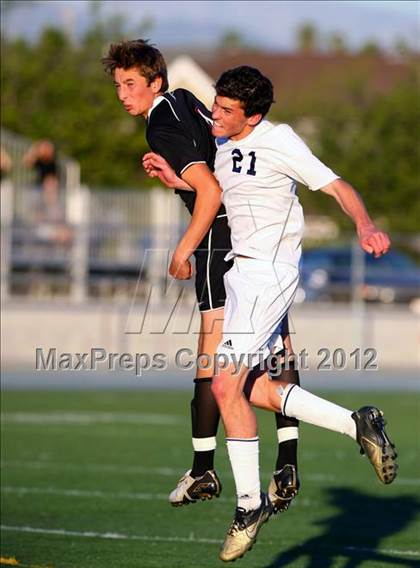 Thumbnail 3 in Loyola vs. Harvard-Westlake photogallery.