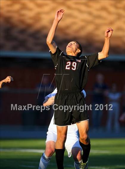 Thumbnail 2 in Loyola vs. Harvard-Westlake photogallery.
