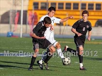 Thumbnail 2 in Loyola vs. Harvard-Westlake photogallery.
