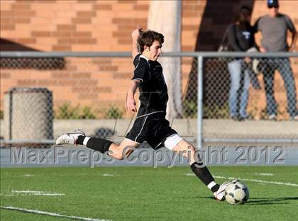 Thumbnail 1 in Loyola vs. Harvard-Westlake photogallery.