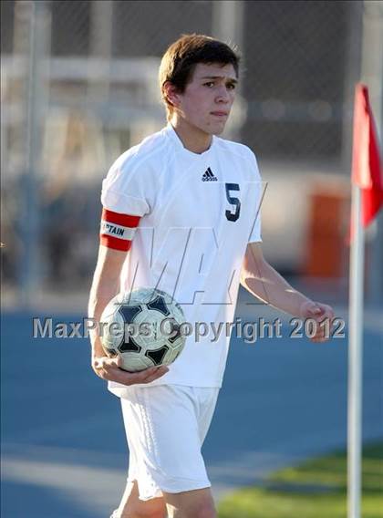 Thumbnail 2 in Loyola vs. Harvard-Westlake photogallery.