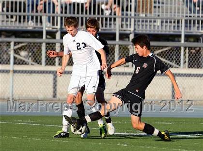 Thumbnail 2 in Loyola vs. Harvard-Westlake photogallery.