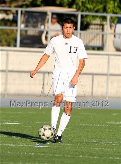 Thumbnail 3 in Loyola vs. Harvard-Westlake photogallery.