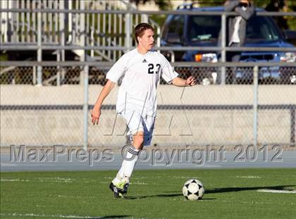 Thumbnail 2 in Loyola vs. Harvard-Westlake photogallery.