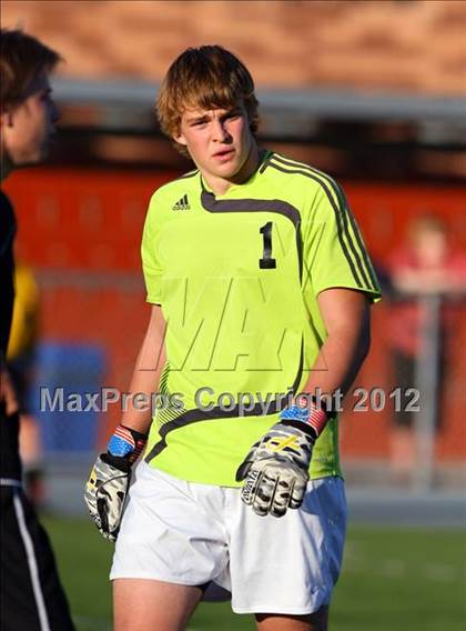 Thumbnail 3 in Loyola vs. Harvard-Westlake photogallery.