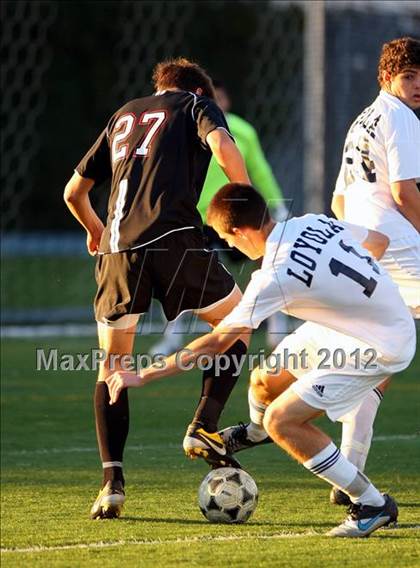 Thumbnail 1 in Loyola vs. Harvard-Westlake photogallery.