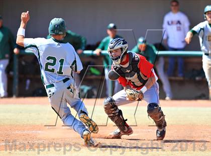 Thumbnail 2 in Cathedral Catholic vs. Venice (National High School Invitational) photogallery.