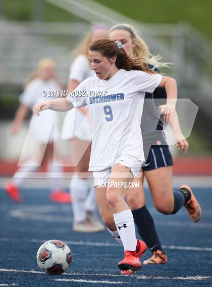 Thumbnail 3 in Stoney Creek vs. Utica Eisenhower (MHSAA District Semifinal) photogallery.