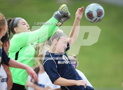 Thumbnail 1 in Stoney Creek vs. Utica Eisenhower (MHSAA District Semifinal) photogallery.