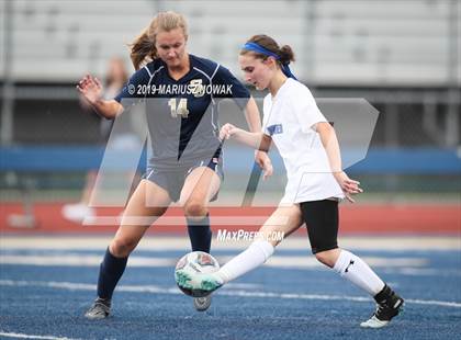 Thumbnail 1 in Stoney Creek vs. Utica Eisenhower (MHSAA District Semifinal) photogallery.