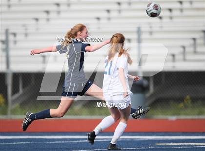 Thumbnail 1 in Stoney Creek vs. Utica Eisenhower (MHSAA District Semifinal) photogallery.