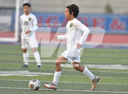 Thumbnail 2 in Temple City vs. Los Altos (CIF State D5 Final) photogallery.