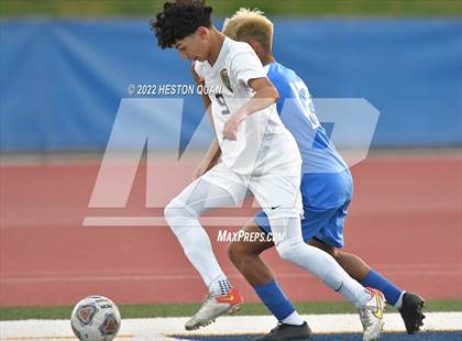 Thumbnail 3 in Temple City vs. Los Altos (CIF State D5 Final) photogallery.