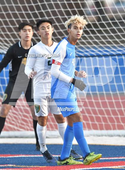 Thumbnail 2 in Temple City vs. Los Altos (CIF State D5 Final) photogallery.
