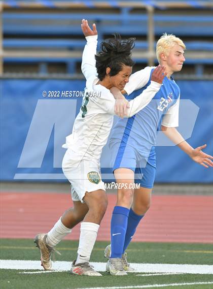Thumbnail 3 in Temple City vs. Los Altos (CIF State D5 Final) photogallery.