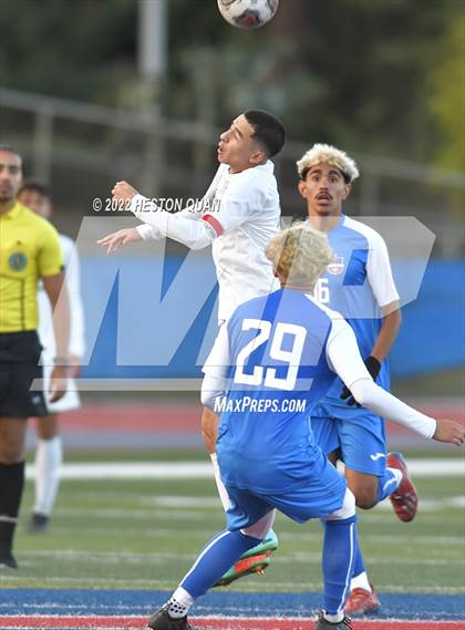 Thumbnail 2 in Temple City vs. Los Altos (CIF State D5 Final) photogallery.