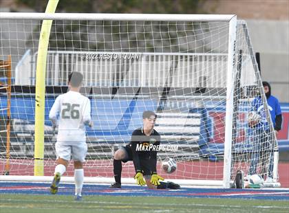 Thumbnail 3 in Temple City vs. Los Altos (CIF State D5 Final) photogallery.