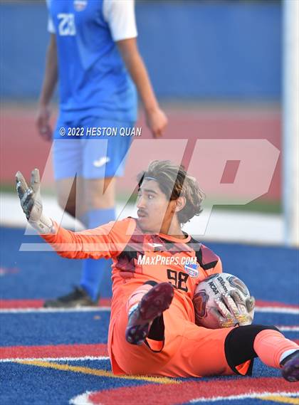Thumbnail 3 in Temple City vs. Los Altos (CIF State D5 Final) photogallery.