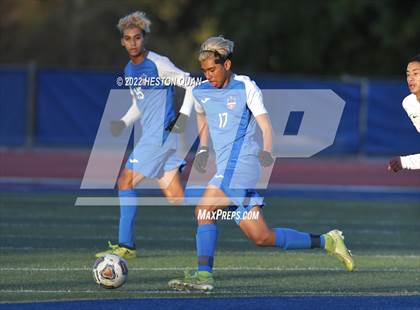 Thumbnail 2 in Temple City vs. Los Altos (CIF State D5 Final) photogallery.